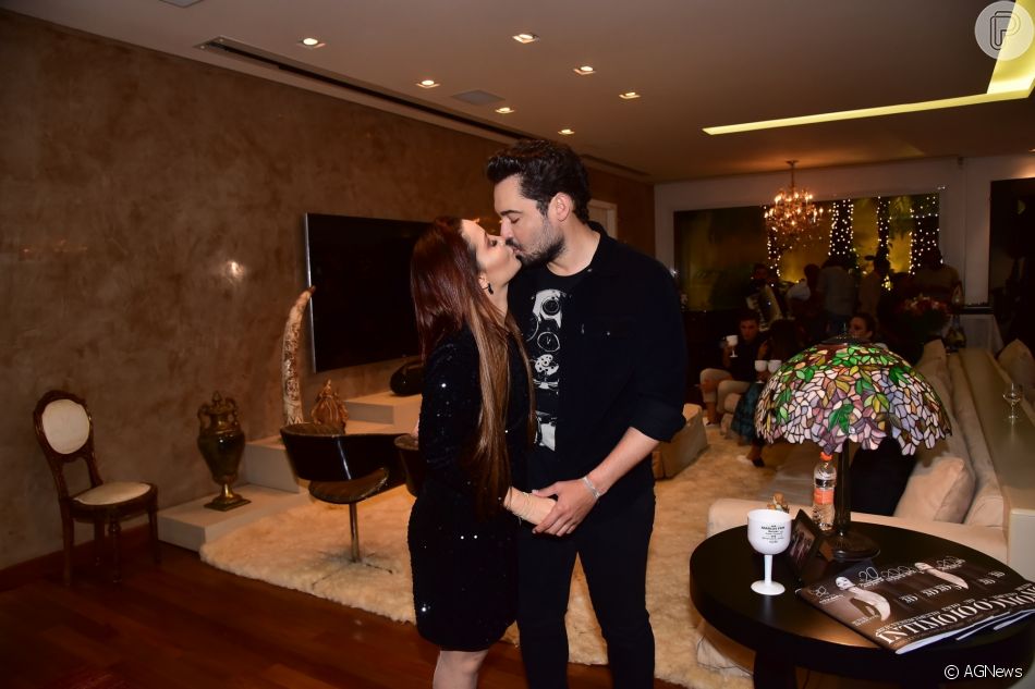 Maiara e Fernando Zor chegaram a trocar beijos nos palcos recentemente, pouco após a reconciliação
