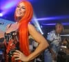 Carnaval de Paolla Oliveira: atriz surgiu de peruca ruiva em camarote para surpresa de Diogo Nogueira, seu namorado