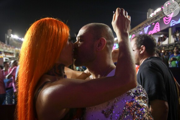 Carnaval de Paolla Oliveira teve troca de muitos beijos no namorado, Diogo Nogueira
