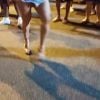 Viviane Arapujo mostra samba no pé durante ensaio de rua da escola de samba Salgueiro