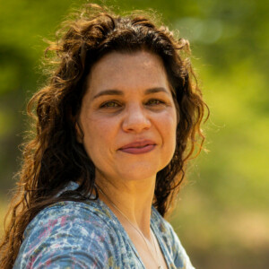 Ângela Leal foi a Maria Bruaca na 1ª versão da novela 'Pantanal'. No remake, Isabel Teixeira é quem vive a mulher de Tenório (Murilo Benício)