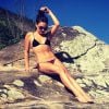 Isis Valverde exibiu recentemente a barriga sequinha em uma ida à praia; a atriz redefiniu o corpo com dieta sem glúten e exercícios