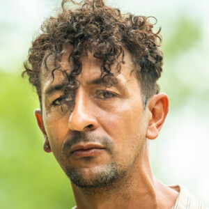 José Lucas de Nada (Irandhir Santos) vai surpreender José Leôncio (Marcos Palmeira) ao chegar na fazenda do pai na novela 'Pantanal'