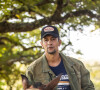 José Lucas de Nada (Irandhir Santos) chega à fazenda depois que tem seu caminhão roubado na novela 'Pantanal'