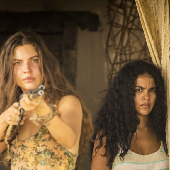 Muda (Bella Campos) se passou por amiga de Juma (Alanis Guillen) mas foi ao Pantanal em busca de vingança na novela 'Pantanal'
