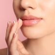 O BB Lips é uma opção potente de hidratação e rejuvenescimento dos lábios