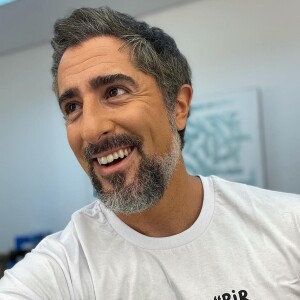 Marcos Mion sente alívio: "O que me dá paz e tranquilidade são as 3 doses no meu braço"