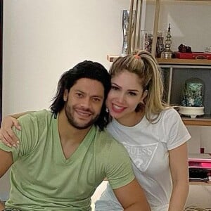 Hulk e Camila Ângelo assumiram o relacionamento em 2019