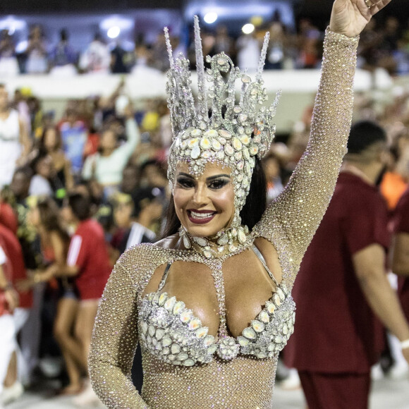 Viviane Araujo engravidou aos 47 anos graças a um processo de ovodoação