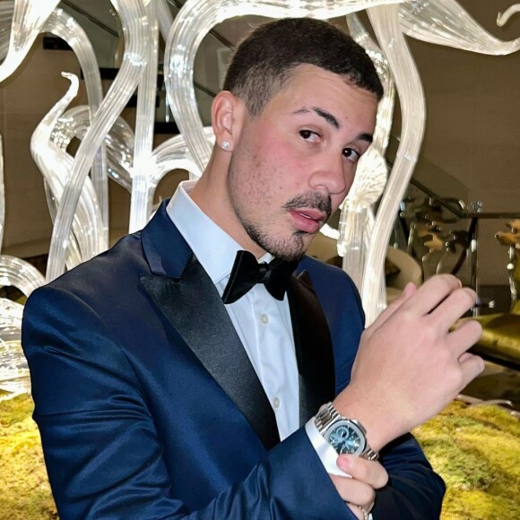 Bandidos levaram joias, relógios, dinheiro em espécie e um cofre da casa de Carlinhos Maia