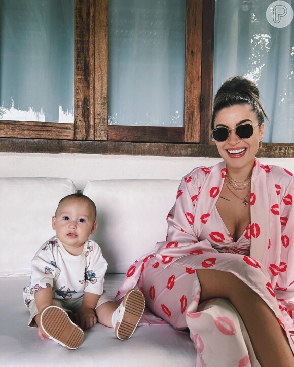 Bianca Andrade programa momentos para exibir o seu filho nos Stories do Instagram
