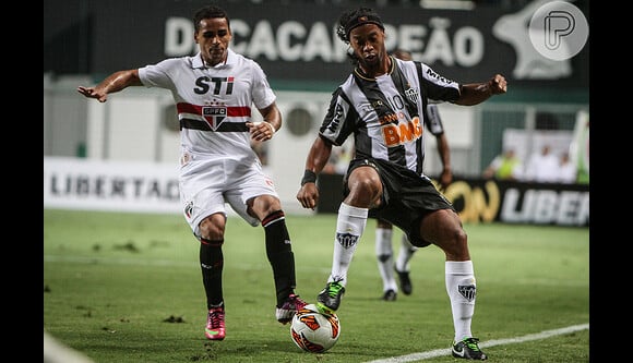 Ronaldinho Gaúcho está atualmente defendendo o Atlético Mineiro
