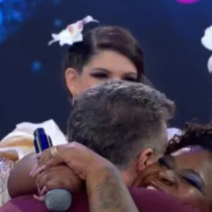 Jojo Todynho foi elogiada pelo apresentador Luciano Huck