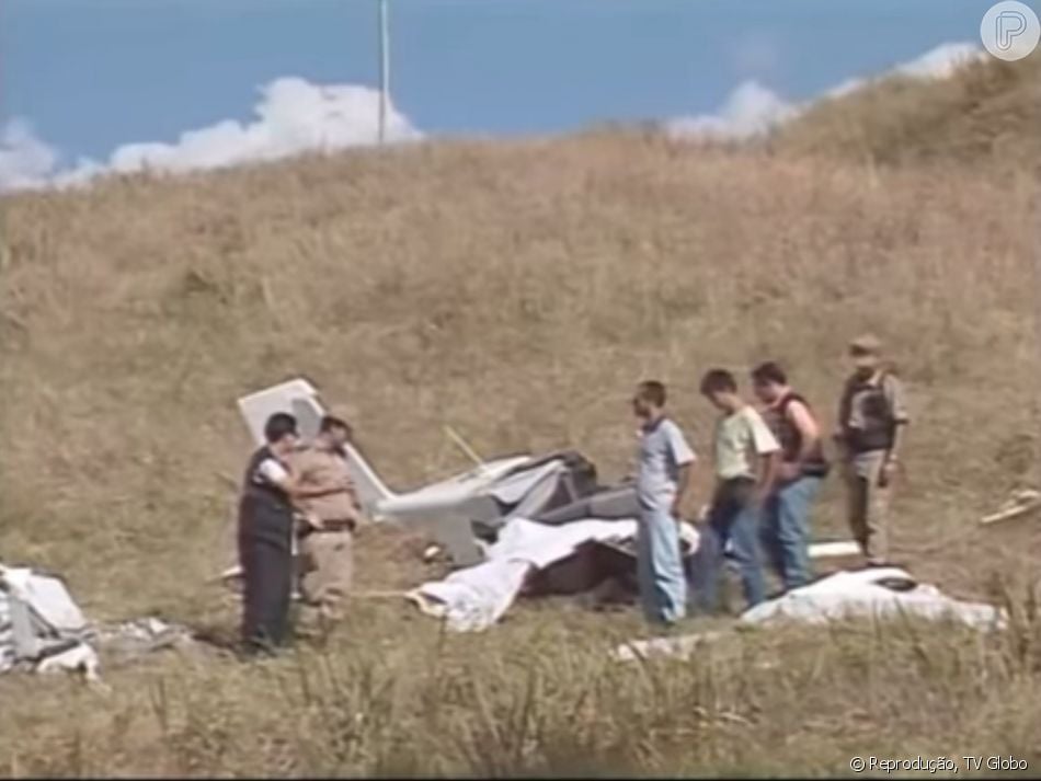 O ator e nadador Romulo Arantes morreu aos 42 anos em 10 de junho de 2000 em Maripá de Minas (MG) na queda de um ultraleve
