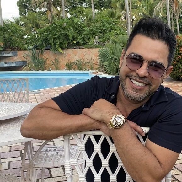 O tom de brincadeira de Zezé Di Camargo no vídeo não foi o suficiente para alguns internautas, que apontaram que o cantor teria sido grosseiro com  Graciele Lacerda