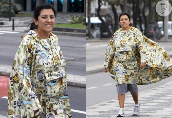 Quando o assunto são os looks surpreendentes, Regina Casé não fica de fora. Em passeio pelas ruas do Rio de Janeiro, a apresentadora usou uma espécie de bata de enorme cumprimento combinada a um bermudão