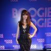 A aposta de Alessandra Negrini com rendas e parte da lingerie à mostra na festa de lançamento da novela 'Boogie Oogie' também não foi tão bem-sucedida entre os internautas e críticos
