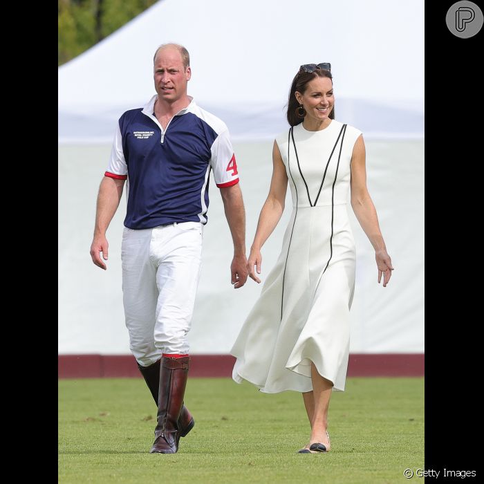 Vestido midi de Kate Middleton: duquesa usou modelo em branco com detalhes  pretos - Purepeople