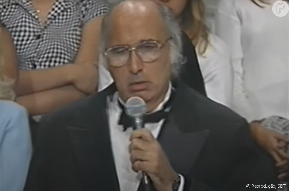 O jornalista, escritor, colunista e assessor Tão Gomes Pinto morreu em 29 de abril de 2022 aos 83 anos de causas não divulgadas