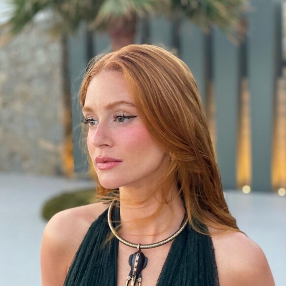 Maquiagem e acessórios usados por Marina Ruy Barbosa viram tendência de moda