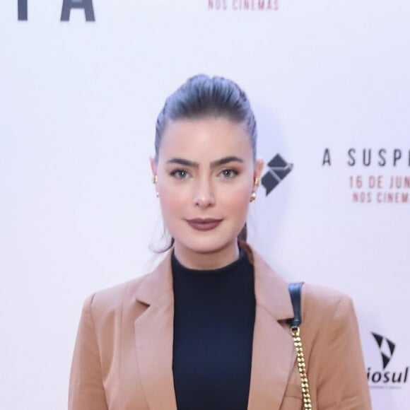 Victor Pecoraro disse que seu envolvimento com Rayanne Morais se deu somente após tomar a decisão por colocar um ponto final no casamento