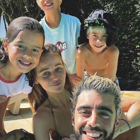 Pedro Scooby já é pai de Dom, Bem e Liz, frutos de seu relacionamento com Luana Piovani