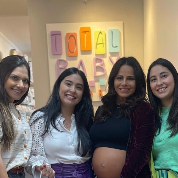 Gravidez de Viviane Araujo: depois de escolher o enxoval, a atriz está nos retoques finais do quarto de Joaquim, o primeiro filho