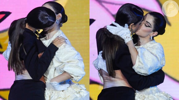 Bianca Andrade e Gkay protagonizaram beijo no palco do MTV MIAW