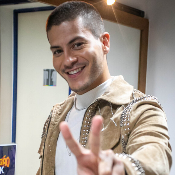 Apesar de ter faturado o 'BBB 22', Arthur Aguiar lida com uma parcela de haters na internet