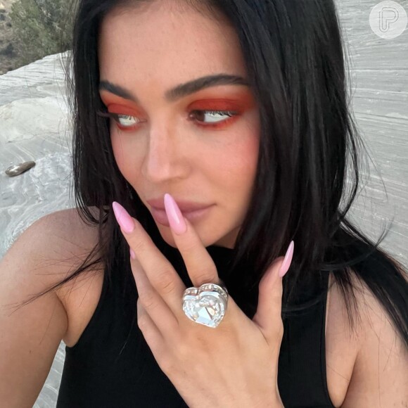 Kylie Jenner causou prejuízo ao Snapchat ao afirmar que não usa mais a plataforma