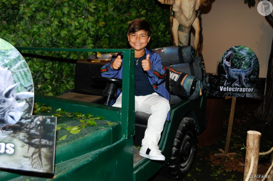 Henry, filho de Simone Mendes e Kaká Diniz, completou 8 anos