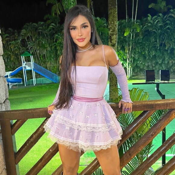 Ex-BBB Flay faz desabafo em vídeo após ser critica pelo seu jeito de falar