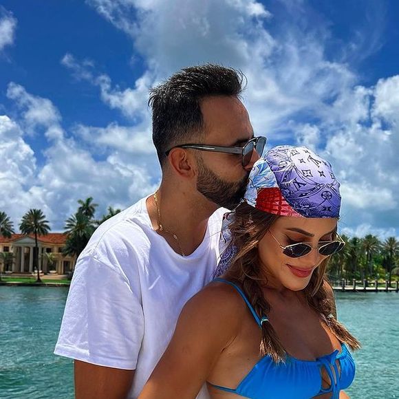 Camila Coelho e Ícaro Brenner estão casados há 12 anos