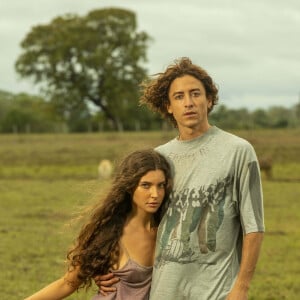 Juma sente segunda morte da mãe, Maria (Juliana Paes), na novela 'Pantanal': 'Matâro ela, Juventino... Tirâro, ôtra veiz, a vida de Maria Marruá!'