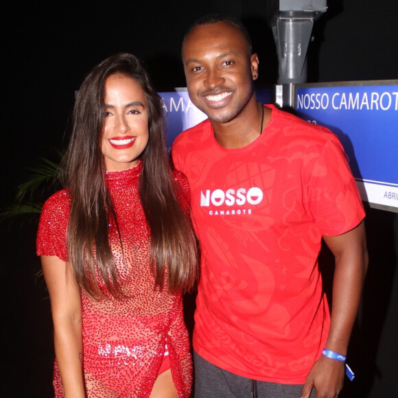 O romance entre Carol Peixinho e Thiaguinho deve dar frutos muito em breve