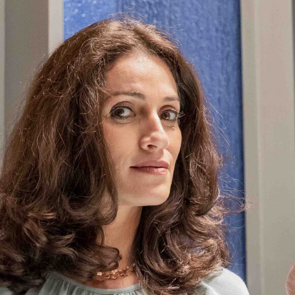 Latifa (Quitéria Kelly) é mulher de Zahym (César Ferrario), a mãe de Labibe (Theresa Fonseca) é grande comerciante, na novela 'Mar do Sertão'