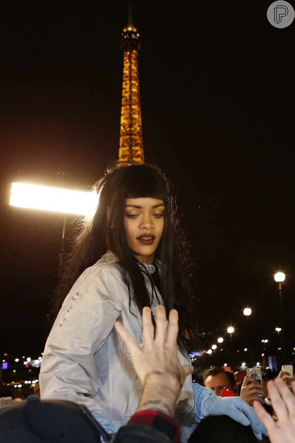 Rihanna esteve em Paris para gravar editorial