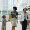 Fernanda Torres passeia com a mãe, Fernanda Montenegro, e o filho, Antonio, em shopping no Rio, nesta sexta-feira, 19 de dezembro de 2014