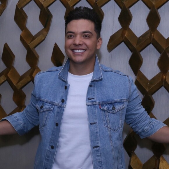 Wesley Safadão contou que tem que arriscado a mexer mais o corpo