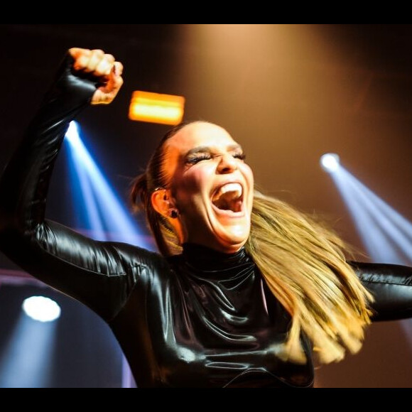 Ivete Sangalo manda recado para William Bonner