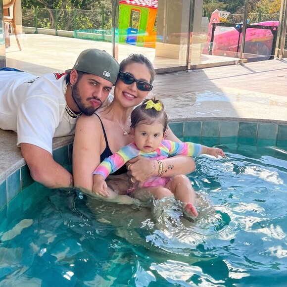 Com o nascimento da segunda filha, Maria Flor, fruto da relação de 2 anos com Virgínia Fonseca, levará o cantor a dar uma pausa temporária dos palcos