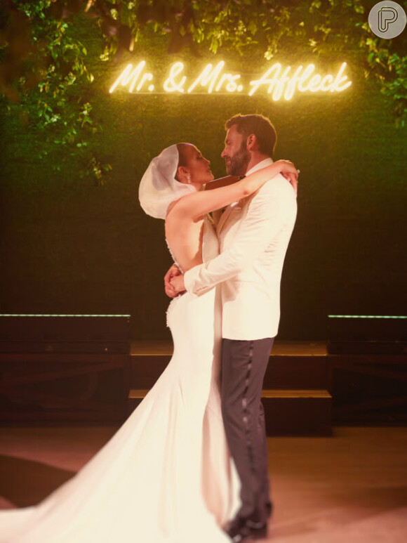 Casamento de Jennifer Lopez e Ben Affleck contou com imprevistos durante a semana