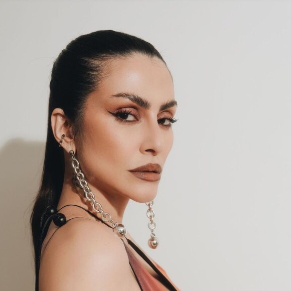 Cleo escolheu look ousado para se apresentar no palco Supernova do Rock in Rio