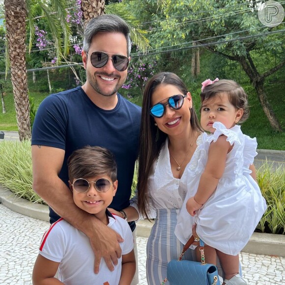 Simone Mendes é casada com o empresário Kaká Diniz, com quem tem dois filhos