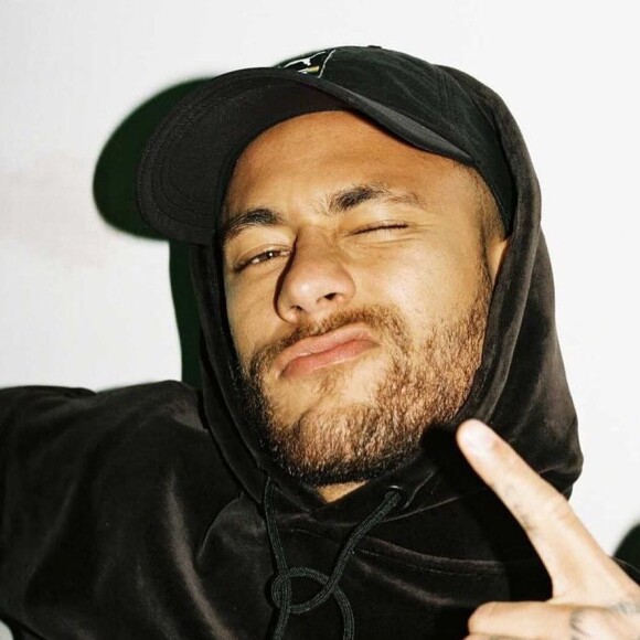 Neymar está solteiro desde o término com Bruna Biancardi