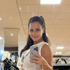 Viviane Araujo perdeu cerca de 11,4 kg desde o nascimento do filho