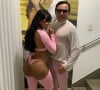 Gretchen usou look com bumbum à mostra ao lado do marido, o músico Esdras de Souza