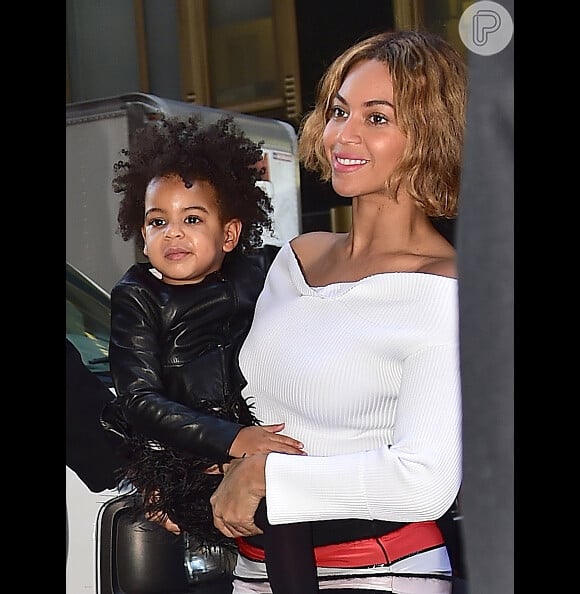 Blue Ivy, filha de Beyoncé, chama atenção pela semelhança com o pai, o rapper Jay-Z
