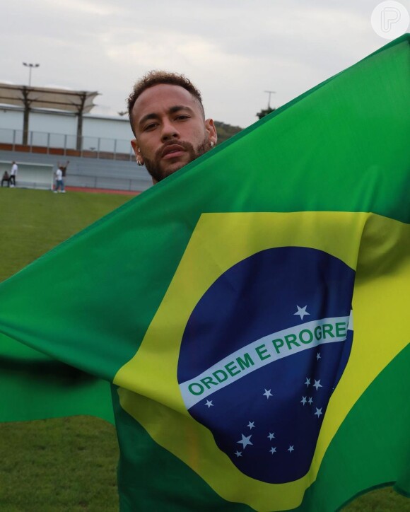 Neymar declarou abertamente apoio a Bolsonaro