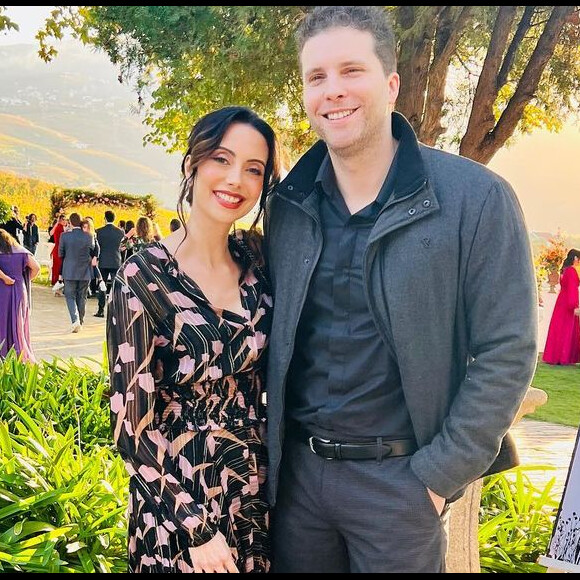 Casamento no campo: Mari Vaz e Thiago Fragoso escolheram tons escuros para união de Fernanda Rodrigues e Raoni Carneiro